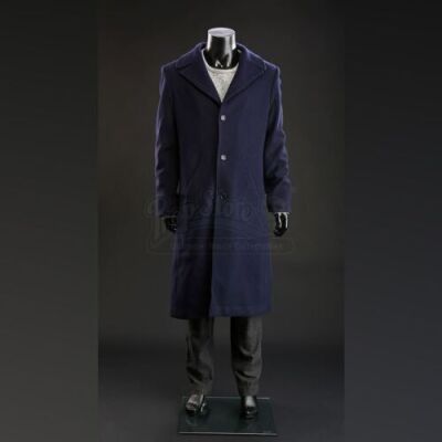 SEASON 3 EPISODE 5: "CONTORNO"<br>Will Graham's (Hugh Dancy) Pajama Bottoms, Sweater, and Overcoat