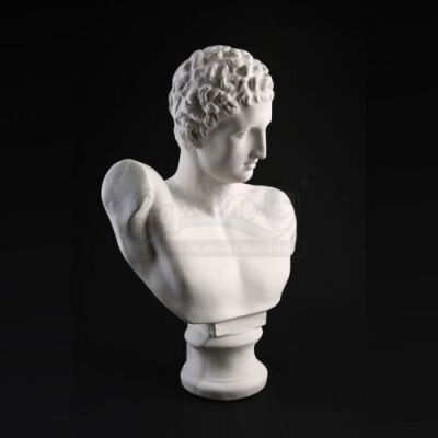 SEASON 3 EPISODE 5: "CONTORNO"<br> Hermes Olympia Bust