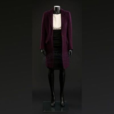 SEASON 3 EPISODE 5: "CONTORNO"<br>Bedelia Du Maurier's (Gillian Anderson) Dress and Jacket