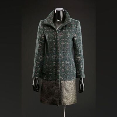 SEASON 3 EPISODE 5: "CONTORNO"<br>Bedelia Du Maurier's (Gillian Anderson) Coat