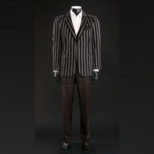 SEASON 3 EPISODE 5: "CONTORNO"<br>Hannibal Lecter's (Mads Mikkelsen) Suit