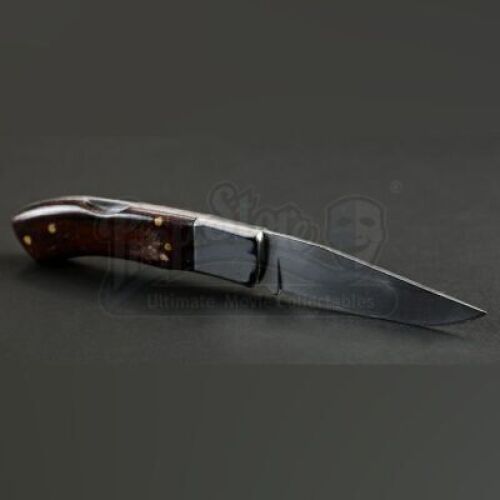 SEASON 3 EPISODE 6: "DOLCE"<br>Will Graham's (Hugh Dancy) Stunt Folding Knife