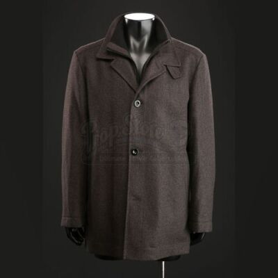 SEASON 3 EPISODE 7: "DIGESTIVO"<br>Hannibal Lecter's (Mads Mikkelsen) Overcoat