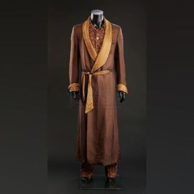 SEASON 3 EPISODE 7: "DIGESTIVO"<br>Mason Verger's (Joe Anderson) Pajamas and Robe