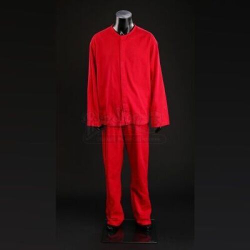 SEASON 3 EPISODE 7: "DIGESTIVO"<br>Mason Verger's (Joe Anderson) Pajamas
