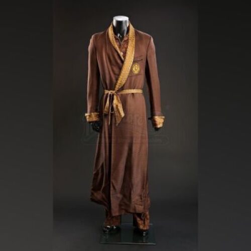 SEASON 3 EPISODE 7: "DIGESTIVO"<br>Mason Verger's (Joe Anderson) Pajamas and Robe