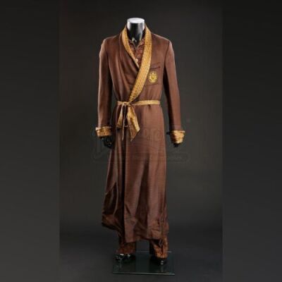 SEASON 3 EPISODE 7: "DIGESTIVO"<br>Mason Verger's (Joe Anderson) Pajamas and Robe