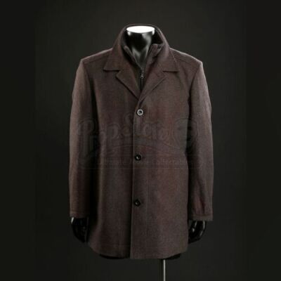 SEASON 3 EPISODE 7: "DIGESTIVO"<br>Hannibal Lecter's (Mads Mikkelsen) Bloody Overcoat