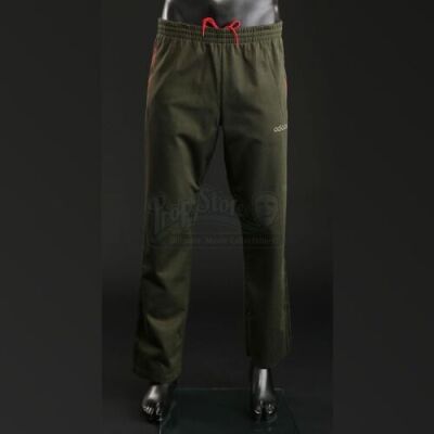 SEASON 3 EPISODE 8: "THE GREAT RED DRAGON"<br>Francis Dolarhyde's (Richard Armitage) Athletic Pants