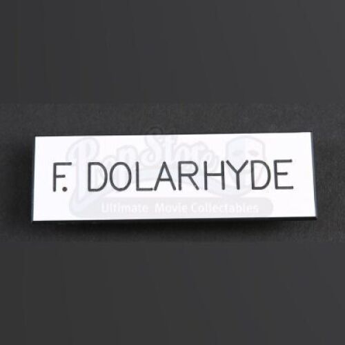 SEASON 3 EPISODE 8: "THE GREAT RED DRAGON"<br>Francis Dolarhyde's (Richard Armitage) Name Tag