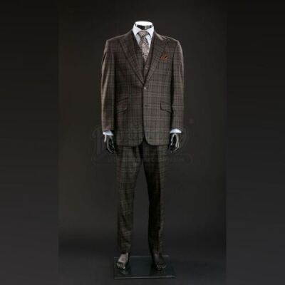 SEASON 3 EPISODE 8: "THE GREAT RED DRAGON"<br>Hannibal Lecter's (Mads Mikkelsen) Brown Three-Piece Suit