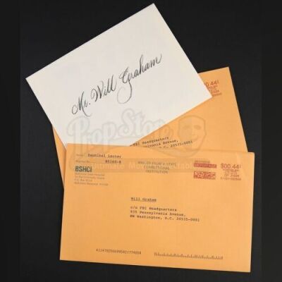 SEASON 3 EPISODE 8: "THE GREAT RED DRAGON"<br>Hannibal Lecter's (Mads Mikkelsen) Warning Letters