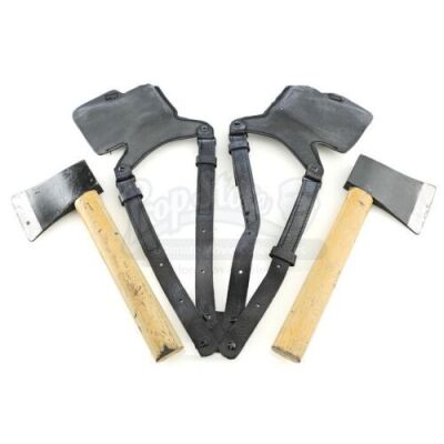Lot # 711: Pair of Yangsi Gonshi Hatchets with Holster