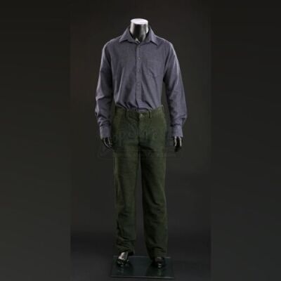 SEASON 3 EPISODE 9: "...AND THE WOMAN CLOTHED WITH THE SUN"<br>Will Graham's (Hugh Dancy) Shirt and Pants