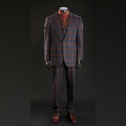 SEASON 3 EPISODE 9: "...AND THE WOMAN CLOTHED WITH THE SUN"<br>Hannibal Lecter's (Mads Mikkelsen) Blue Three-Piece Suit
