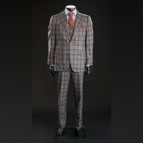 SEASON 3 EPISODE 10: "...AND THE WOMAN CLOTHED IN SUN"<br>Hannibal Lecter's (Mads Mikkelsen) Blue Three-Piece Suit