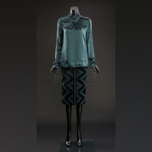 SEASON 3 EPISODE 10: "...AND THE WOMAN CLOTHED IN SUN"<br>Bedelia Du Maurier's (Gillian Anderson) Blouse and Skirt