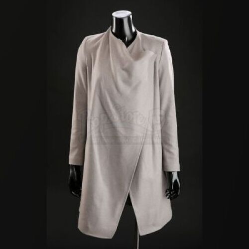 SEASON 3 EPISODE 11: "...AND THE BEAST FROM THE SEA"<br>Reba McClane's (Rutina Wesley) Coat