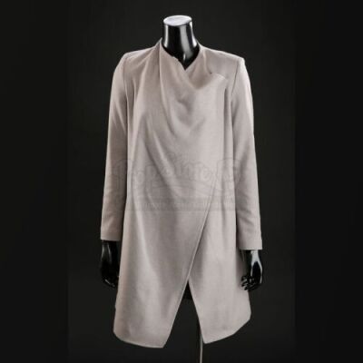 SEASON 3 EPISODE 11: "...AND THE BEAST FROM THE SEA"<br>Reba McClane's (Rutina Wesley) Coat