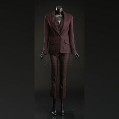 SEASON 3 EPISODE 11: "...AND THE BEAST FROM THE SEA"<br>Alana Bloom's (Caroline Dhavernas) Plaid Suit