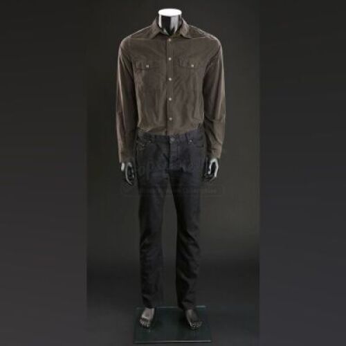 SEASON 3 EPISODE 12: "THE NUMBER OF THE BEAST IS 666"<br>Francis Dolarhyde's (Richard Armitage) Shirt and Pants