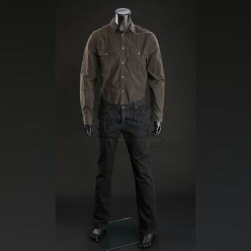 SEASON 3 EPISODE 12: "THE NUMBER OF THE BEAST IS 666"<br>Francis Dolarhyde's (Richard Armitage) Shirt and Pants