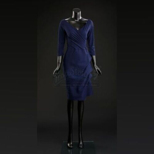 SEASON 3 EPISODE 13: "THE WRATH OF THE LAMB"<br>Bedelia Du Maurier's (Gillian Anderson) Dress