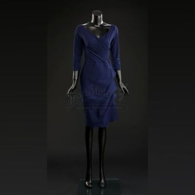 SEASON 3 EPISODE 13: "THE WRATH OF THE LAMB"<br>Bedelia Du Maurier's (Gillian Anderson) Dress