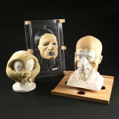 MEN IN BLACK II (2002) - Lot of Three Alien Appliances