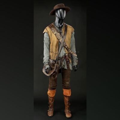 Tom Ward's (Ben Barnes) Costume