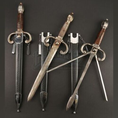Master Gregory's (Jeff Bridges) Dagger Set
