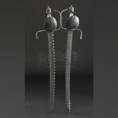 Bony Lizzie's (Antje Traue) Stunt Swords