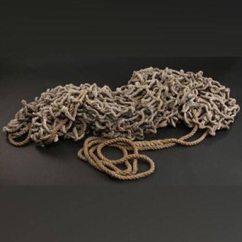 Radu's (Djimon Hounsou) Rope Net