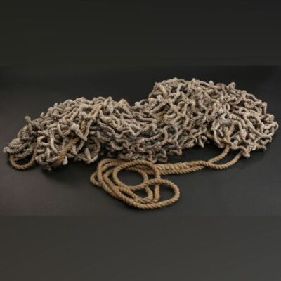 Radu's (Djimon Hounsou) Rope Net