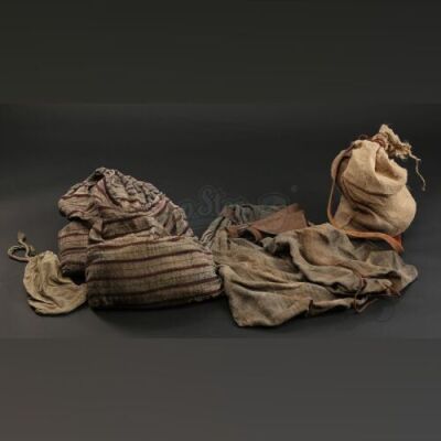 Tom Ward's (Ben Barnes) Provisions Bags