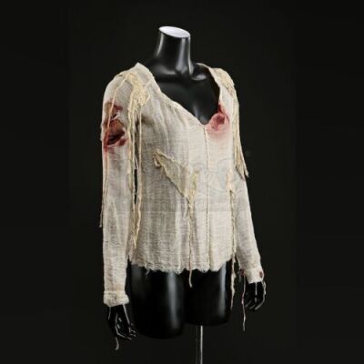 Bony Lizzie's (Antje Traue) Bloody Tunic