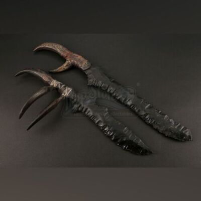 Sarikin's (Kandyse McClure) Stunt Clawed Blades
