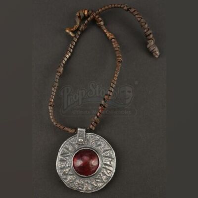Tom Ward's (Ben Barnes) Umbran Stone Necklace