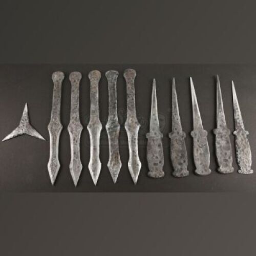 Master Gregory's (Jeff Bridges) Throwing Knives