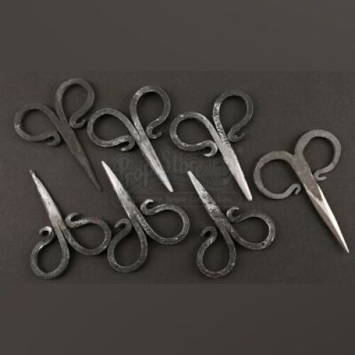 Master Gregory's (Jeff Bridges) Shiv Set
