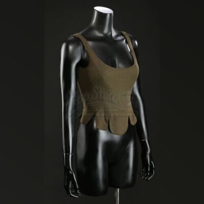 Alice's (Alicia Vikander) Green Vest