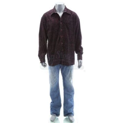 Lot # 21: The Manager's (Jude Law) Concert Party Costume