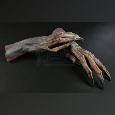 MEN IN BLACK II (2002) - Pair of Purple Alien Hands