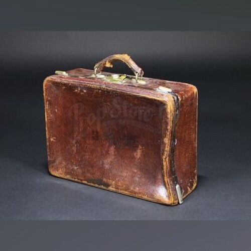 THE WOMAN IN BLACK - Arthur Kipps' (Daniel Radcliffe) Brown Leather Suitcase