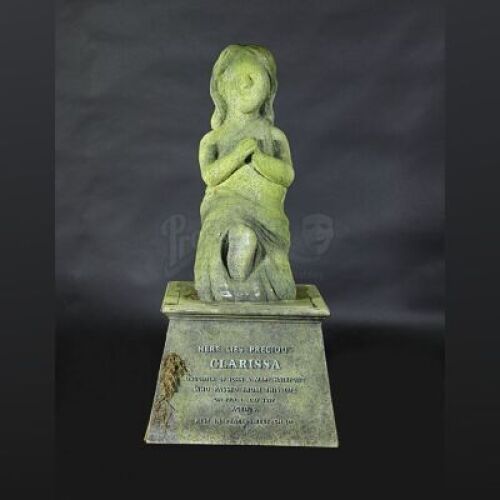 THE WOMAN IN BLACK - Clarissa Haleford Gravestone