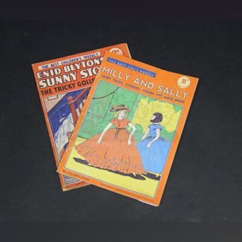 THE WOMAN IN BLACK 2: ANGEL OF DEATH - Prop Children's Books Set
