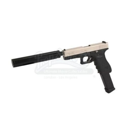 Lot #121 - THE DARK KNIGHT (2008) - Joker's (Heath Ledger) Glock Pistol