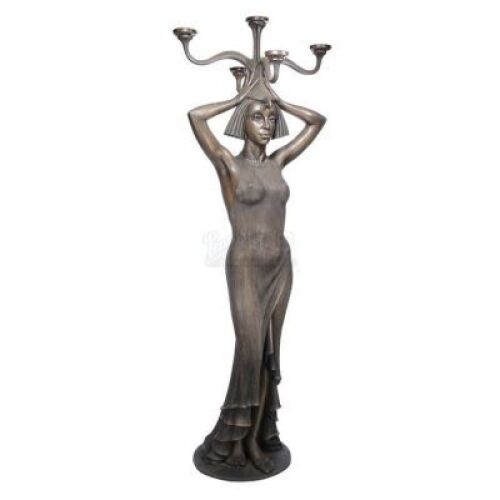 Lot #271 - THE FIFTH ELEMENT (1997) - Large Egyptian-Style Fhloston Paradise Statue