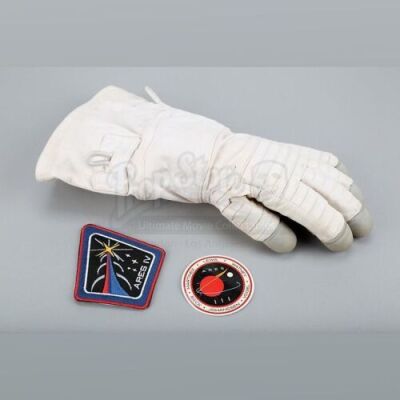 Lot #525 - THE MARTIAN (2015) - Mark Watney's (Matt Damon) "Iron Man" Cut Glove and Ares IV Mission Patch and Decal