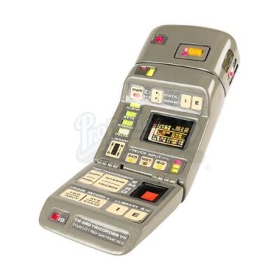 Lot #649 - STAR TREK: THE NEXT GENERATION (TV SERIES 1987-1994) - Light-Up Medical Tricorder